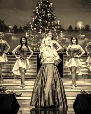 A Merry Country Christmas Show Country concert
