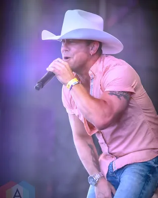 Aaron Pritchett Country concert