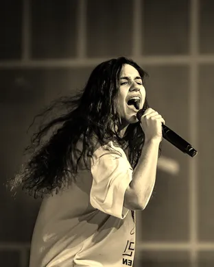 Alessia Cara Country concert