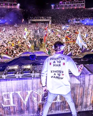 Alesso Techno concert