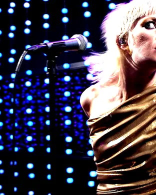 Amyl and The Sniffers Alternative concert