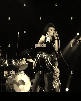Annabella Lwin Alternative concert