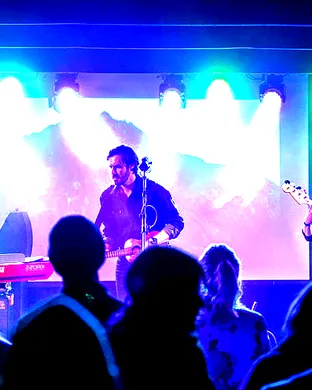 Babes In Canyon Pop concert