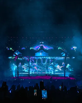 Bad Bunny Techno concert