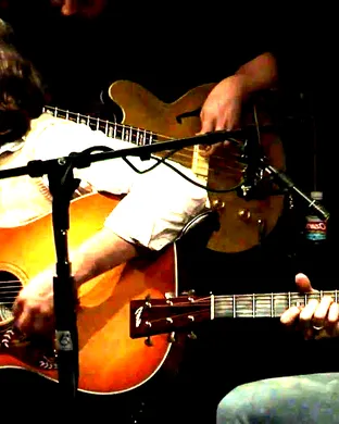 Band of Heathens Pop concert