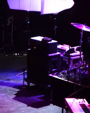 Blonde Redhead Alternative concert