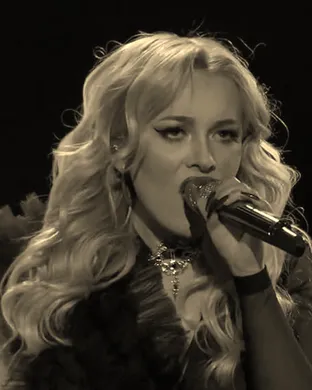 Cami Clune Pop concert