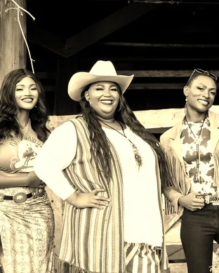 Chapel Hart Country concert