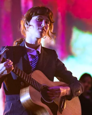 Clairo Alternative concert