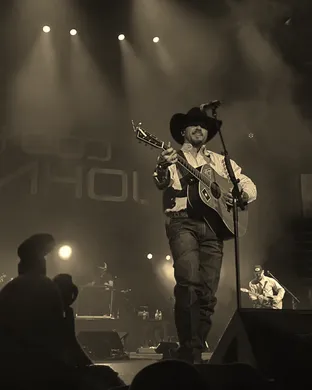 Cody Johnson Country concert
