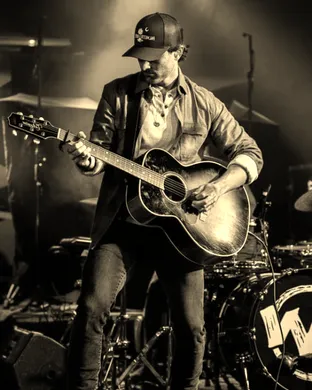 Cody Webb Country concert