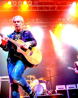 Collective Soul Alternative concert