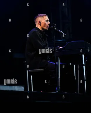 Dermot Kennedy Pop concert