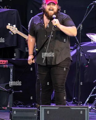 Dillon Carmichael Country concert