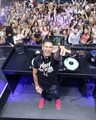 DJ Pauly D Alternative concert