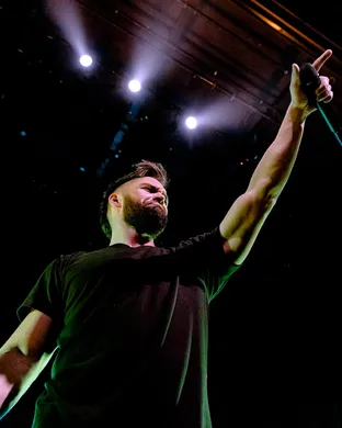 Dylan Scott Country concert