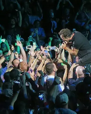 Eddie Vedder Alternative concert