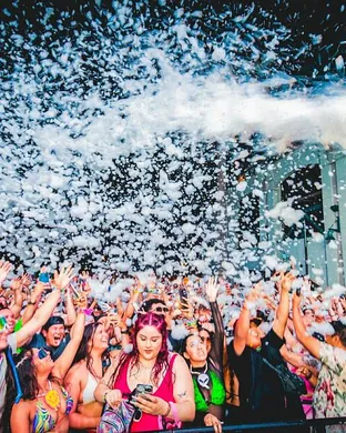 Foam Wonderland Alternative concert