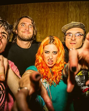 Frankie and The Witch Fingers Performance concert