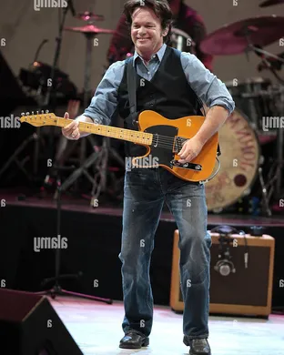 John Mellencamp Alternative concert