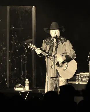 John Michael Montgomery Country concert