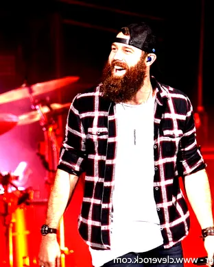 Jordan Davis Country concert