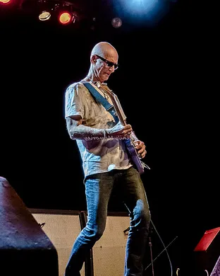 Kim Mitchell Pop concert