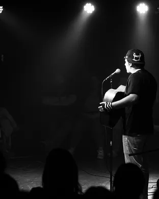 Kyle Gordon Comedy concert
