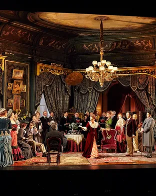 La Traviata Opera show