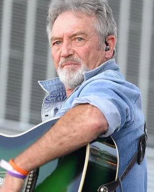Larry Gatlin Country concert
