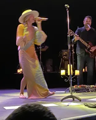 LeAnn Rimes Country concert