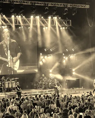 Lee Brice Pop concert