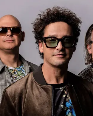 Los Amigos Invisibles Latin concert