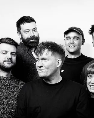 Los Campesinos! Pop concert