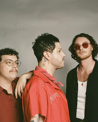 lovelytheband Alternative concert