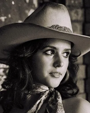 Maggie Antone Country concert