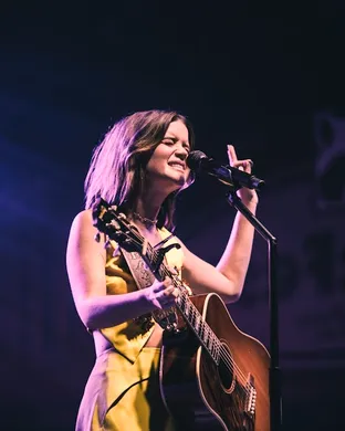 Maren Morris Country concert