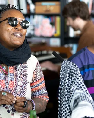 Meshell Ndegeocello R&b concert