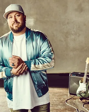 Mitchell Tenpenny Country concert
