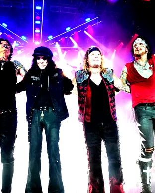 Motley Crue Pop concert