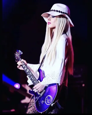 Orianthi Pop concert
