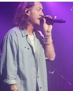 Owen Riegling Alternative concert