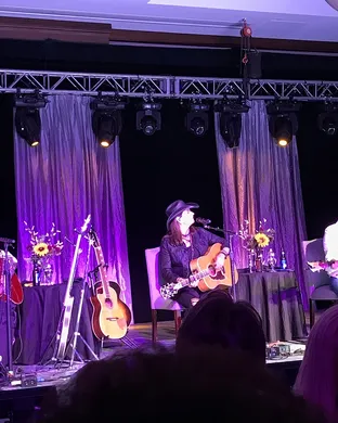Pam Tillis Country concert