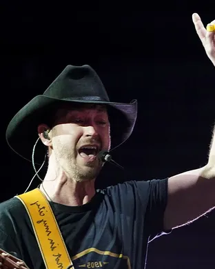 Paul Brandt Country concert