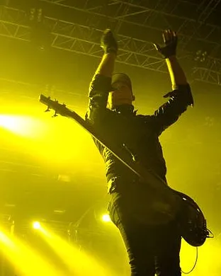 Pendulum Alternative concert