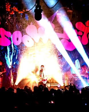 Still Woozy Alternative concert