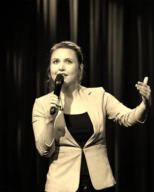 Taylor Tomlinson Comedy concert