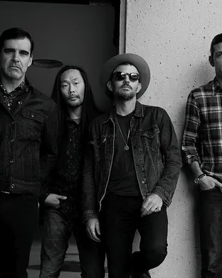 The Avett Brothers Country concert