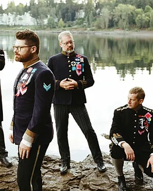 The Decemberists Alternative concert