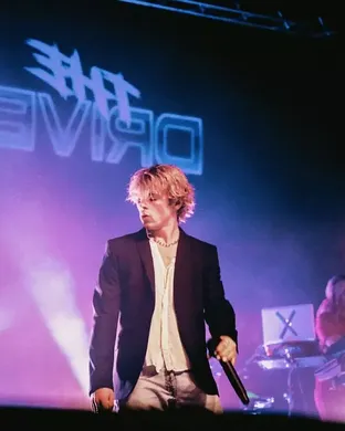 The Driver Era Pop concert
